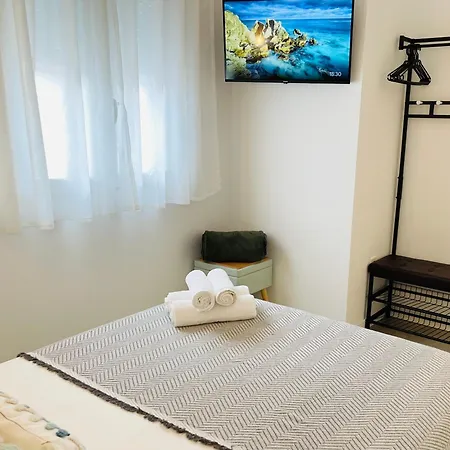 Solaz Malaga, Shared Μάλαγα