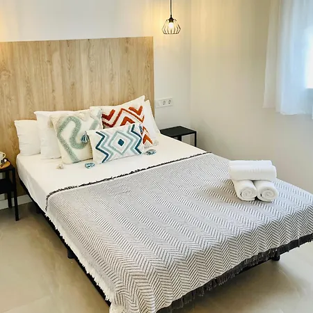 Solaz Malaga, Shared